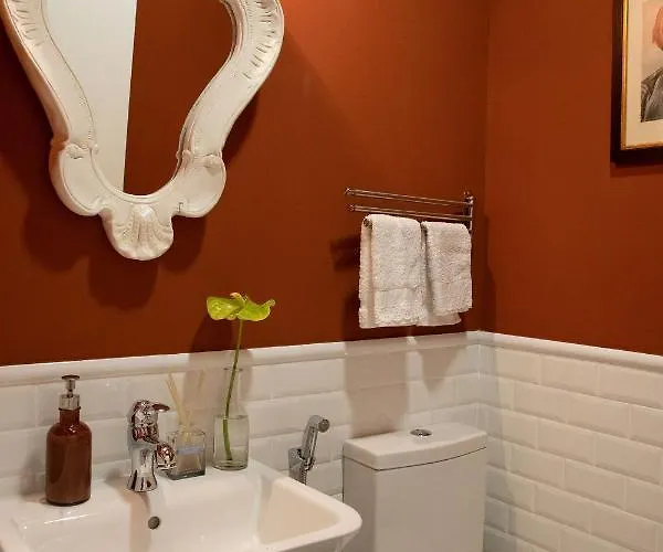 Aconchegante No Centro Do * Porto